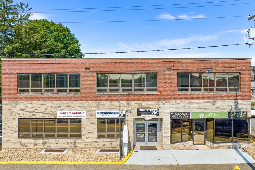More Photos Of 253-257 Main St, Torrington Office For Sale