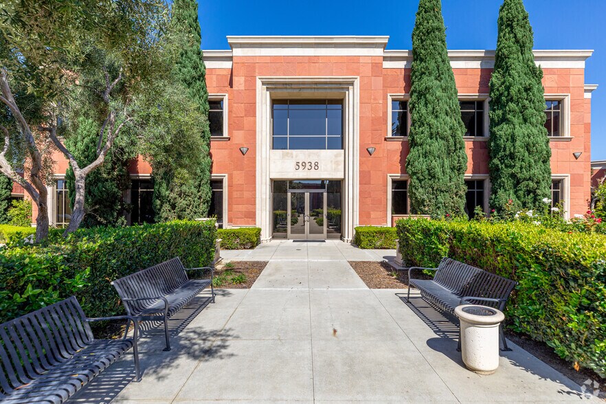 More Photos Of 5938 Priestly Dr, Carlsbad Loft Creative Space For Lease