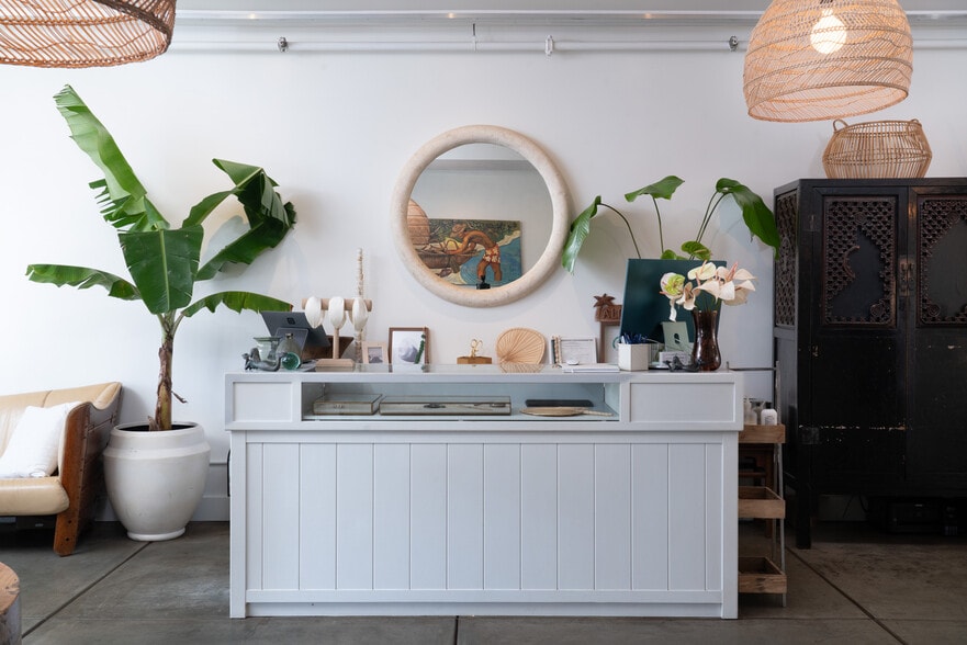 More Photos Of 93 Hana Hwy, Paia Hotel For Sale