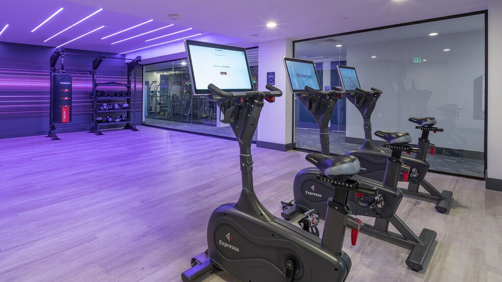 More Photos Of 425-475 E Atlantic Blvd, Pompano Beach Apartments For Lease