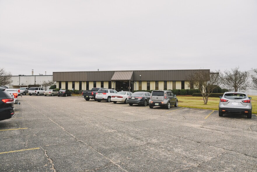 More Photos Of 2760 Gunter Park Dr, Montgomery Manufacturing For Sale