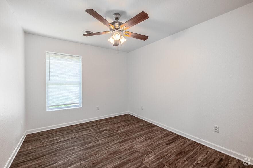 More Photos Of 145 Lois Ln, Morehead Apartments For Sale