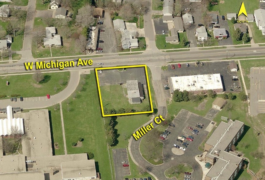 More Photos Of 301 W Michigan Ave, Paw Paw Fast Food For Sale