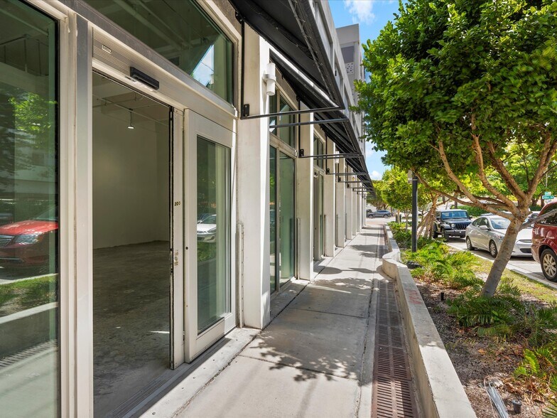 More Photos Of 1231 14th St, Miami Beach Storefront Retail Office For Lease