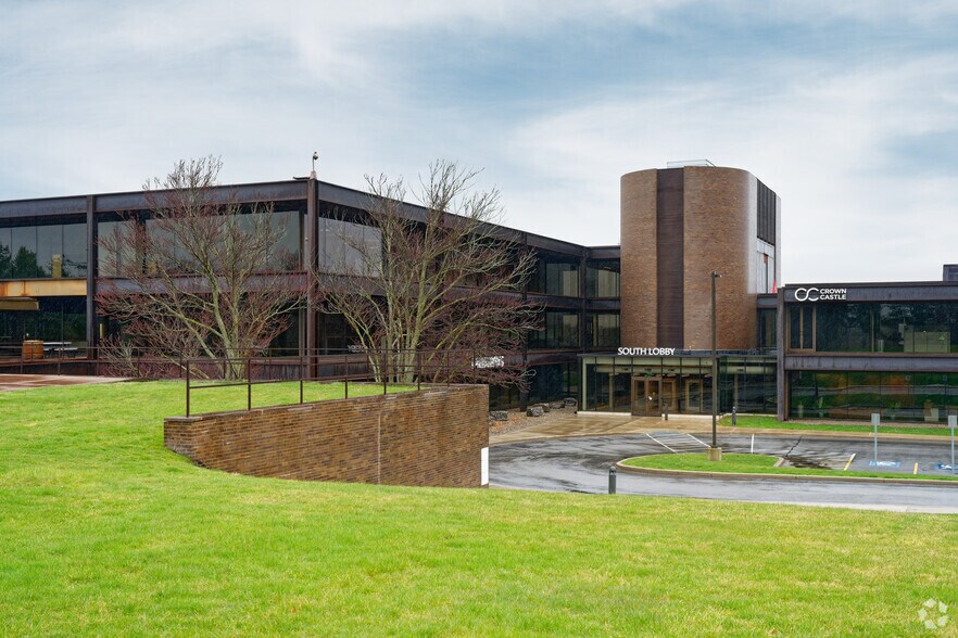 More Photos Of 4545 E River Rd, West Henrietta Office For Lease