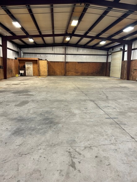 More Photos Of 1360 Greensboro Hwy, Watkinsville Warehouse For Lease