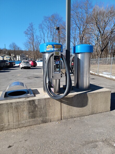 More Photos Of 688 John Fitch Hwy, Fitchburg Carwash For Sale