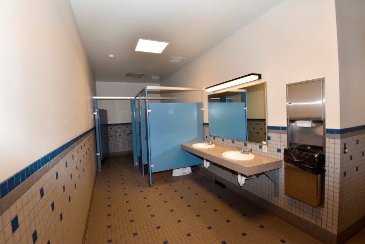More Photos Of 2834 Northgate Dr, Iowa City Office For Lease