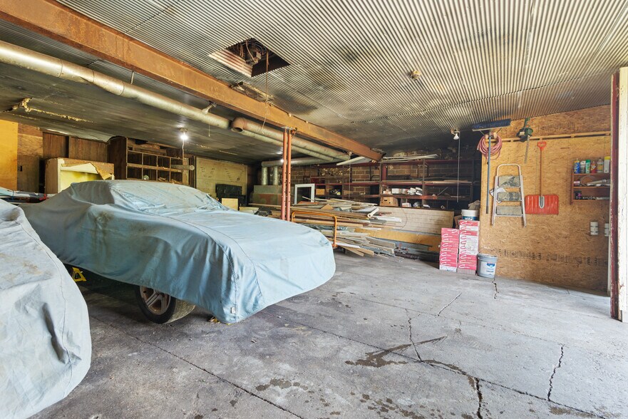 More Photos Of 3279 Emmett Rd, Emmett Multifamily For Sale