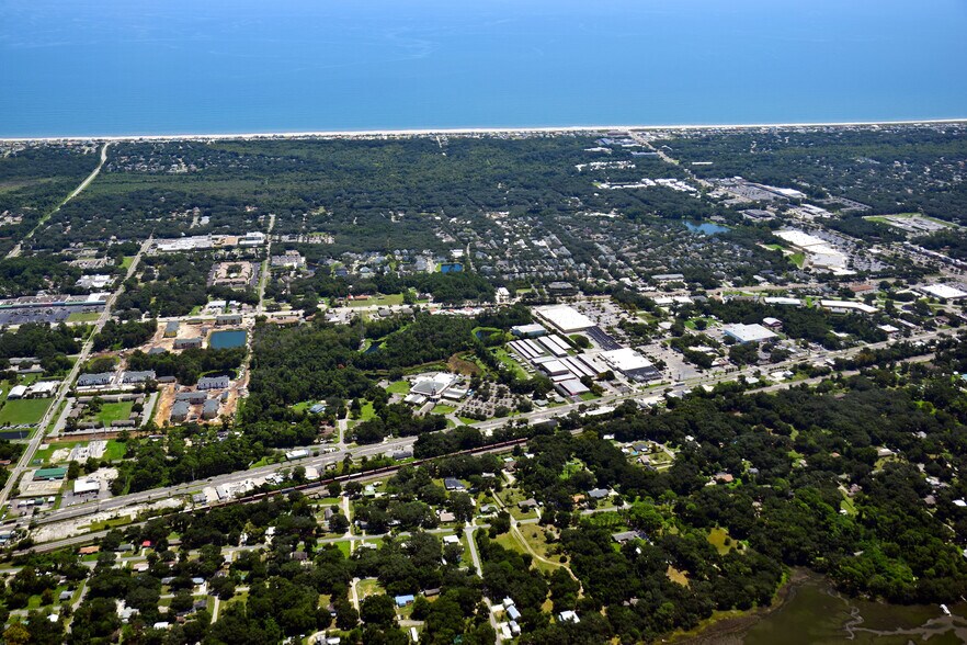 More Photos Of 1702-1782 S 8th St, Fernandina Beach Storefront For Lease