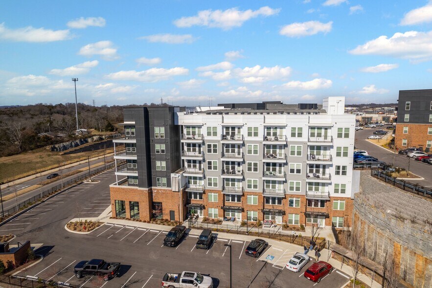 More Photos Of 2141 Century Farms Pky, Antioch Apartments For Lease