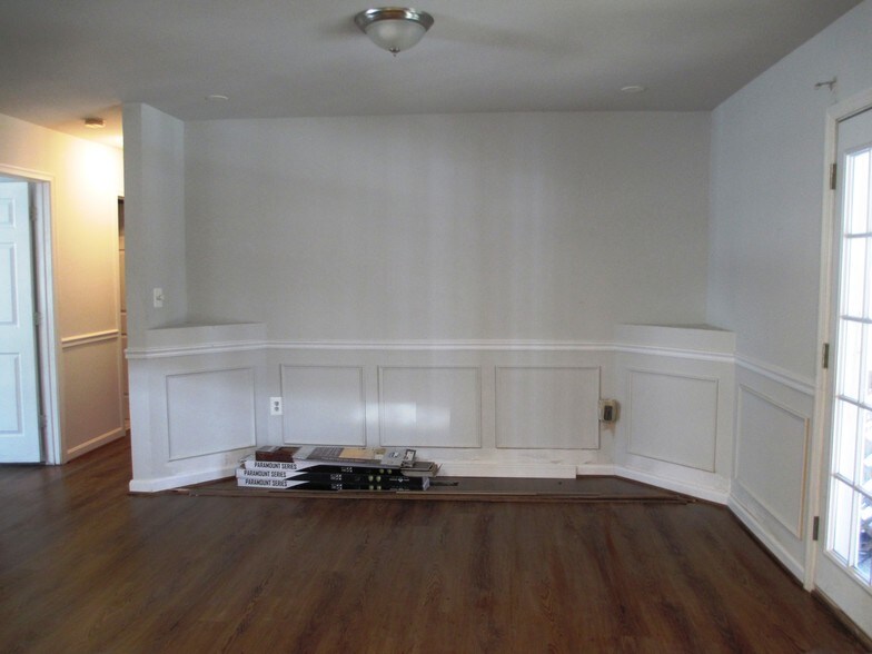 More Photos Of 7731 West Dr, Glen Burnie Assisted Living For Sale