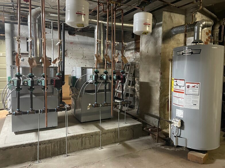 More Photos Of 33 High St, Lynn Multifamily For Sale