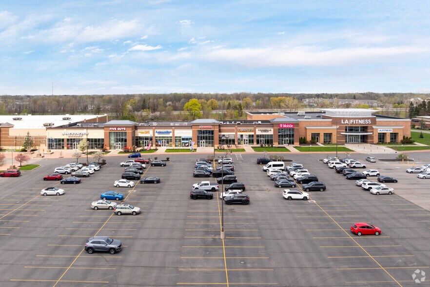 More Photos Of 933 Holt Rd, Webster Storefront For Lease