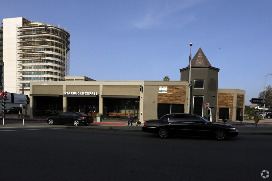 More Photos Of 9844 Wilshire Blvd, Beverly Hills Storefront For Lease