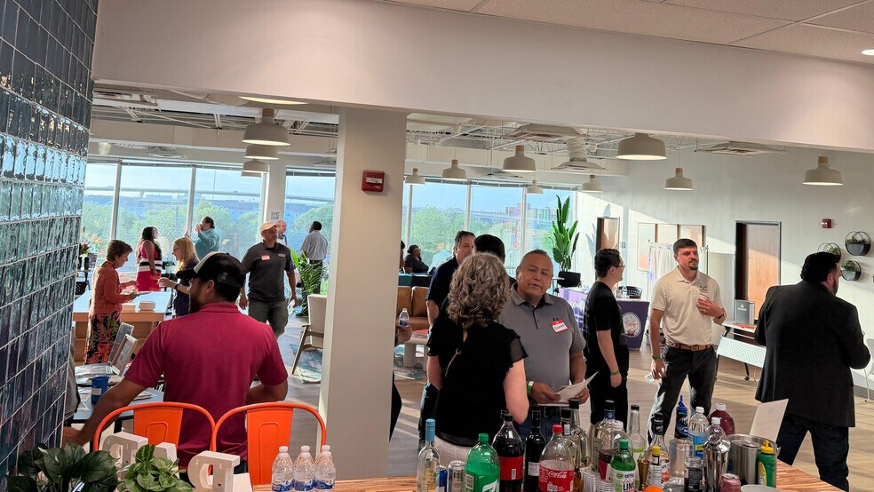 More Photos Of 1106 Clayton Ln, Austin Coworking Space