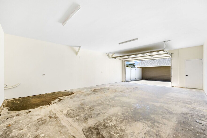 More Photos Of 791 Vernon Dr, Upland Warehouse For Sale