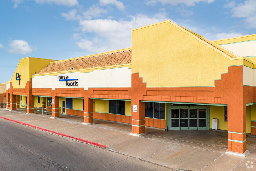 Primary Photo Of 724 S Boulder Hwy, Henderson Supermarket For Sale