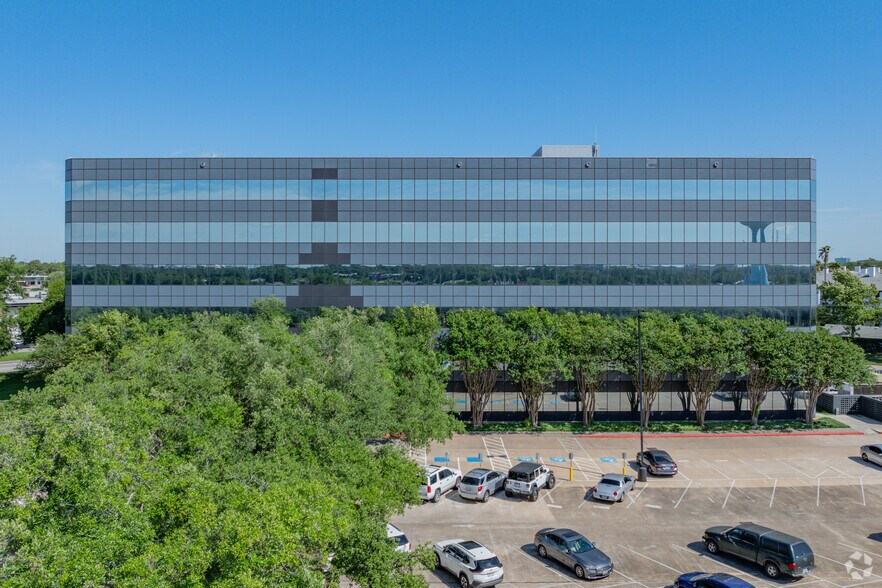 More Photos Of 1150 Gemini St, Houston Office For Lease