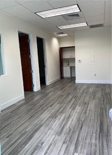 More Photos Of 7700 Congress Ave, Boca Raton Office For Lease