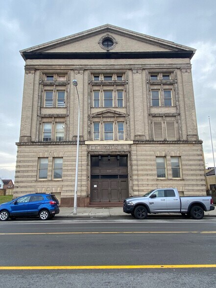 More Photos Of 215 Broadway St, Buffalo Office For Sale