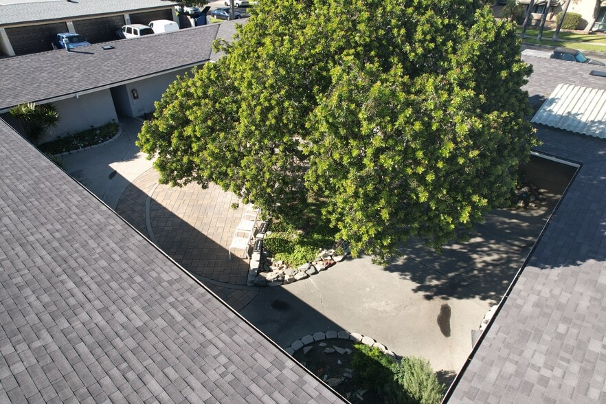 More Photos Of 2228 E Westport Dr, Anaheim Apartments For Sale