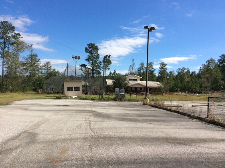 More Photos Of 2639 S Forest Ave, Luverne Amusement Park For Sale