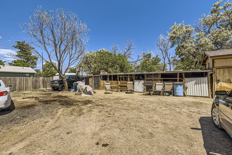 More Photos Of 8690 Verbena St, Commerce City Warehouse For Sale