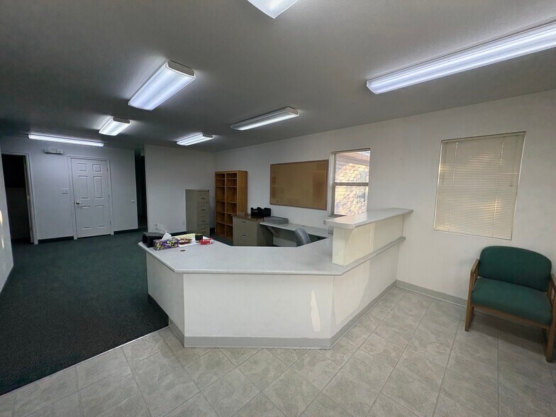 More Photos Of 1380 E Aultman St, Ely Office For Sale