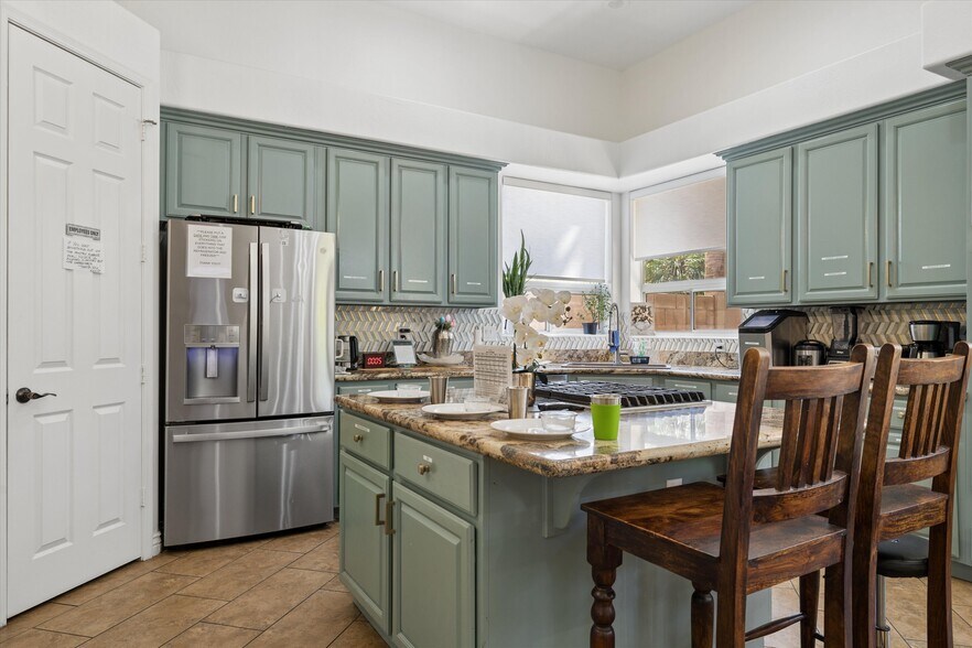 More Photos Of 5338 E Hartford Ave, Scottsdale Healthcare For Sale