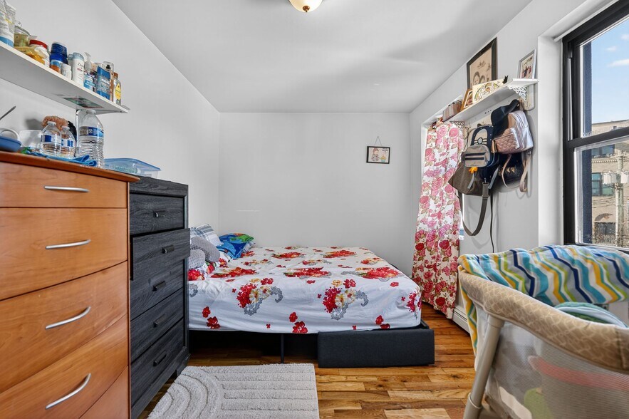 More Photos Of 219-225 Broad st, Staten Island Apartments For Sale