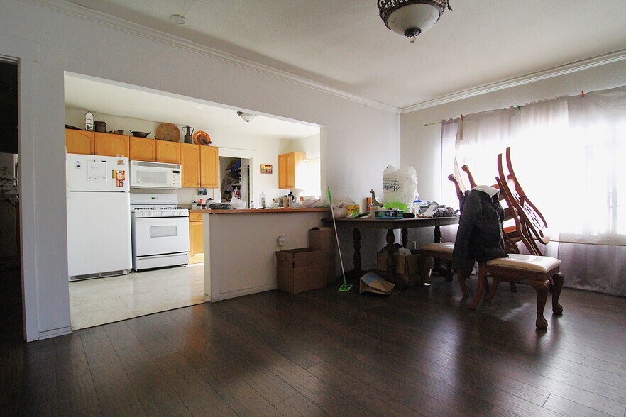 More Photos Of 1108 N Kenmore Ave, Los Angeles Storefront Retail Residential For Sale