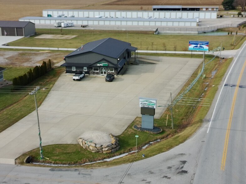 More Photos Of 2861 N 600W, Jasper General Retail For Sale