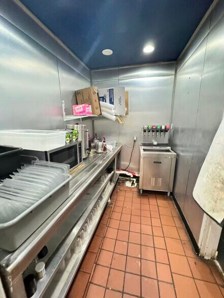 More Photos Of 9604 Ralston Rd, Arvada Restaurant For Sale