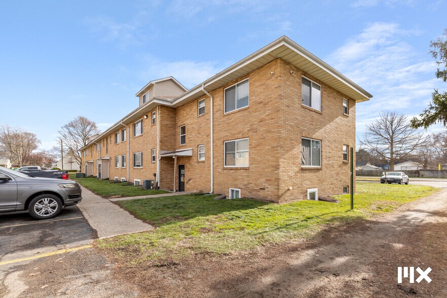 More Photos Of 1731-1733 Oak St, Niles Apartments For Sale