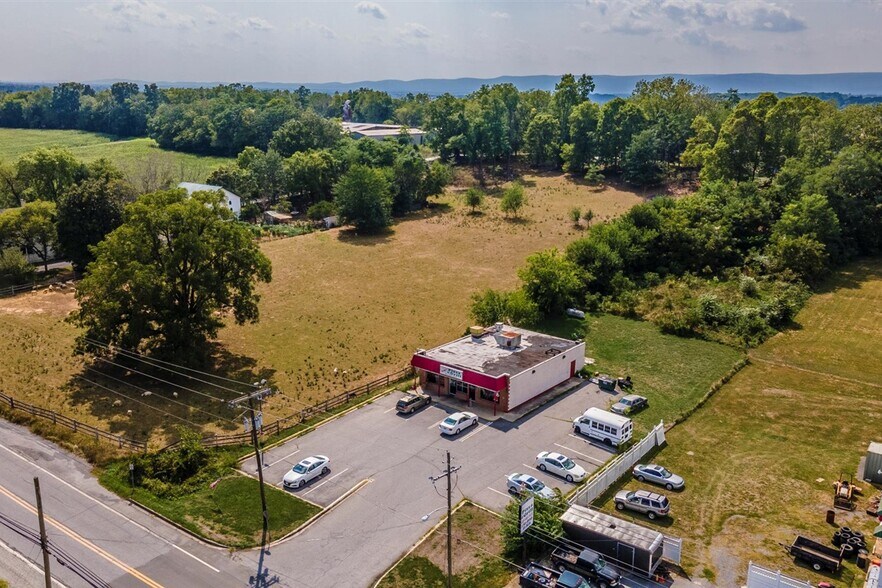 More Photos Of 615 S Main St, Woodsboro Restaurant For Sale