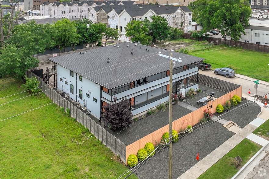 More Photos Of 4400 San Jacinto St, Dallas Apartments For Sale