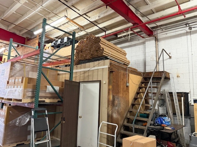 More Photos Of 5711-5723 Alba St, Los Angeles Warehouse For Lease