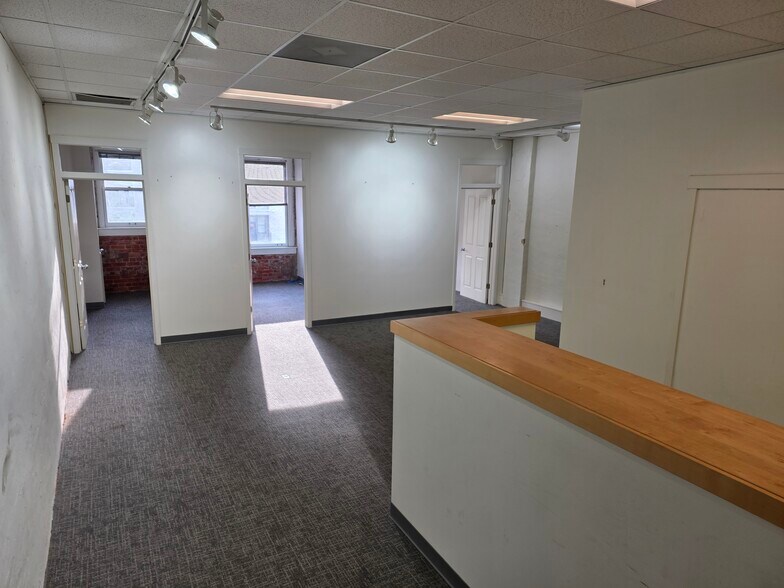 More Photos Of 64 Biltmore Ave, Asheville Loft Creative Space For Lease