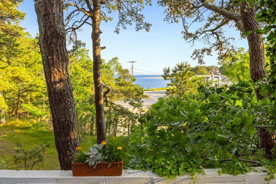 More Photos Of 25 Way 055., Wellfleet Apartments For Sale