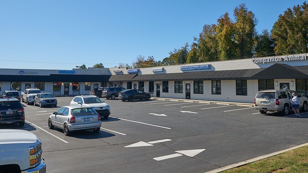 More Photos Of 9931-9955 Charlotte Hwy, Fort Mill Unknown For Lease