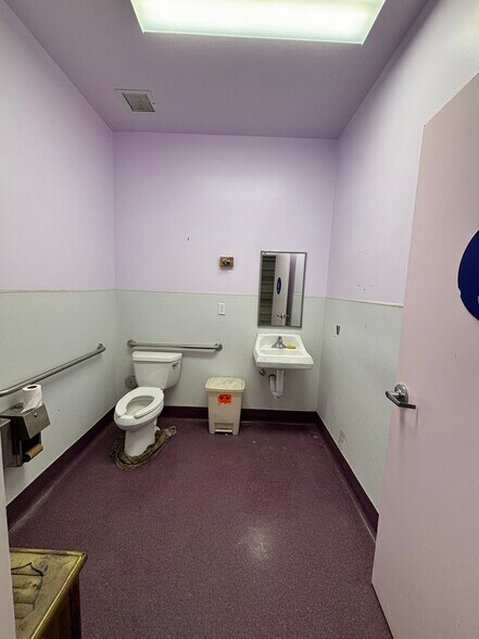 More Photos Of 3329 Enterprise Ave, Hayward Warehouse For Lease