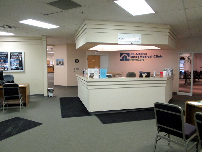 More Photos Of 2700 8th St NW, Minot Medical For Sale