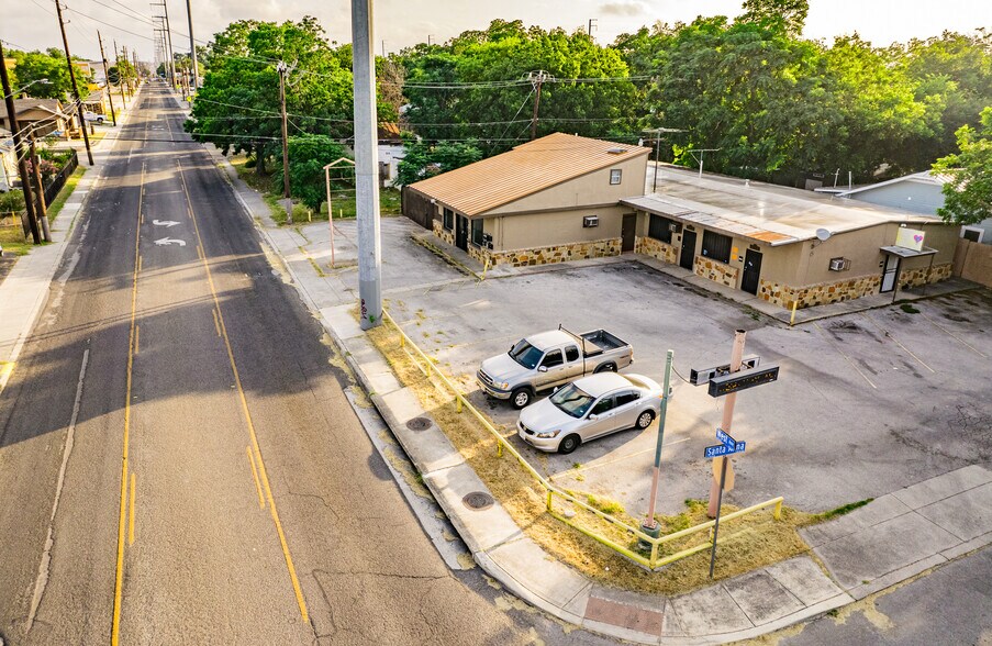 More Photos Of 1006 West Ave, San Antonio Freestanding For Sale