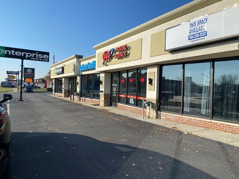 More Photos Of 36633-36649 S Gratiot Ave, Clinton Township Unknown For Sale