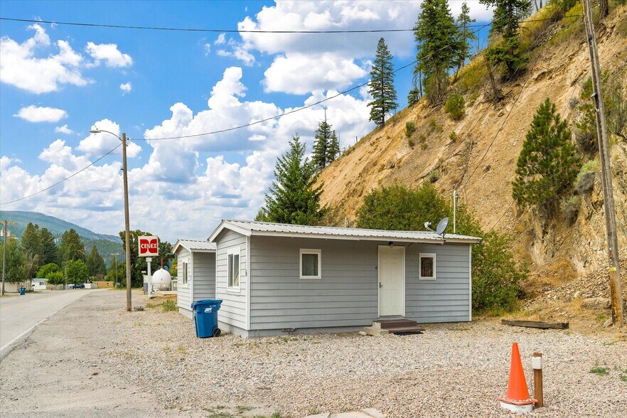 More Photos Of 89 Mullan W, Superior Apartments For Sale