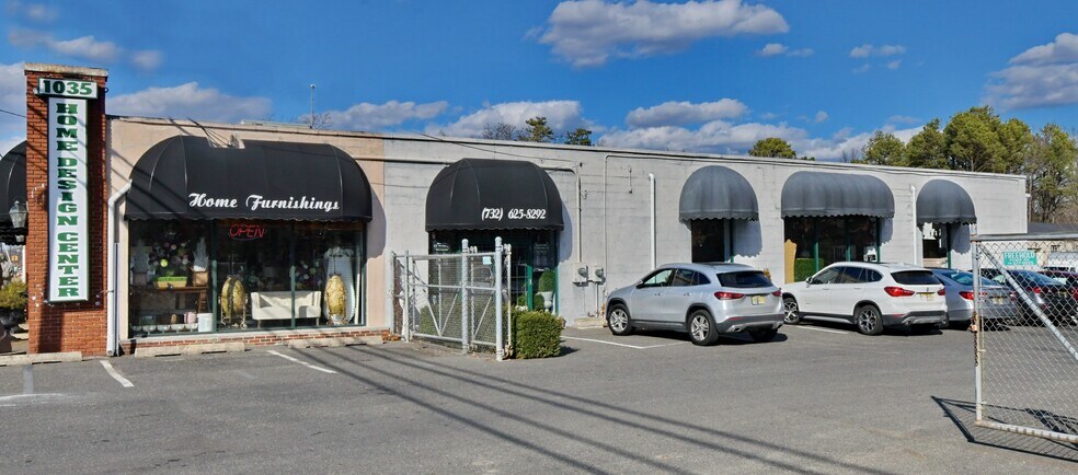 More Photos Of 1035 US Highway 9, Howell Storefront Retail Office For Lease
