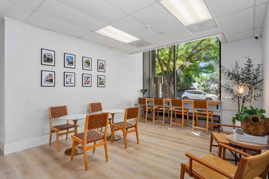 More Photos Of 2811 E Evergreen Blvd, Vancouver Office For Lease