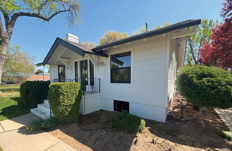 More Photos Of 3113 W Overland Rd, Boise Office For Sale