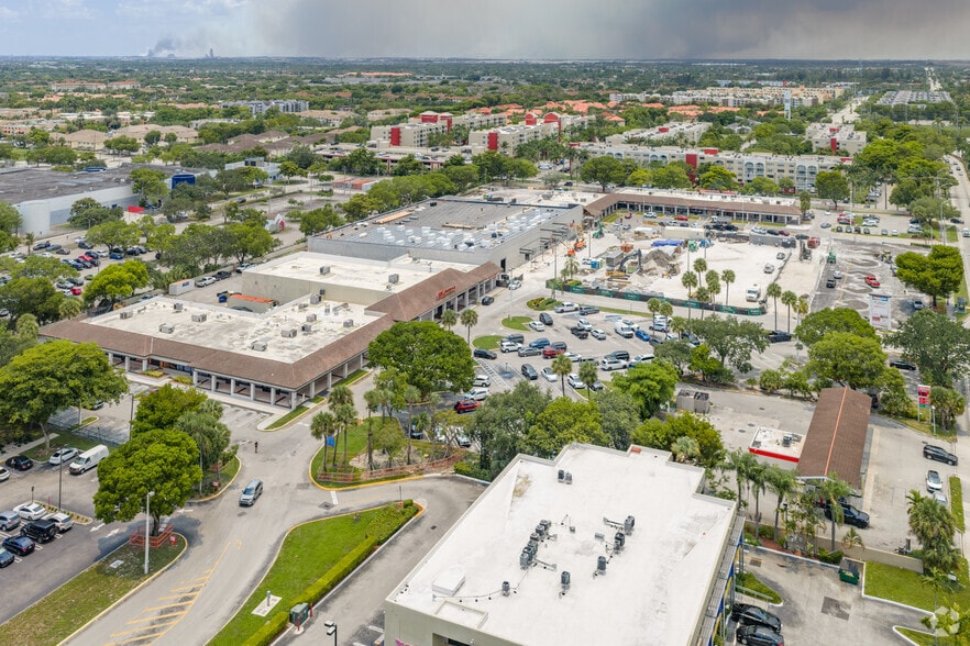 More Photos Of 18452-18538 NW 67th Ave, Miami Gardens Unknown For Lease